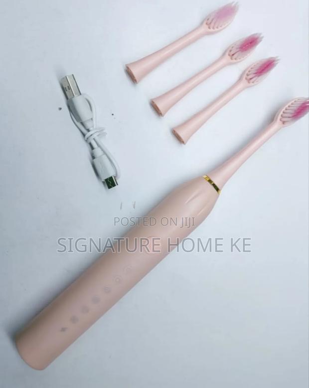 Adult Automatic Toothbrush With 4 Replacement Heads - thumbnail 3