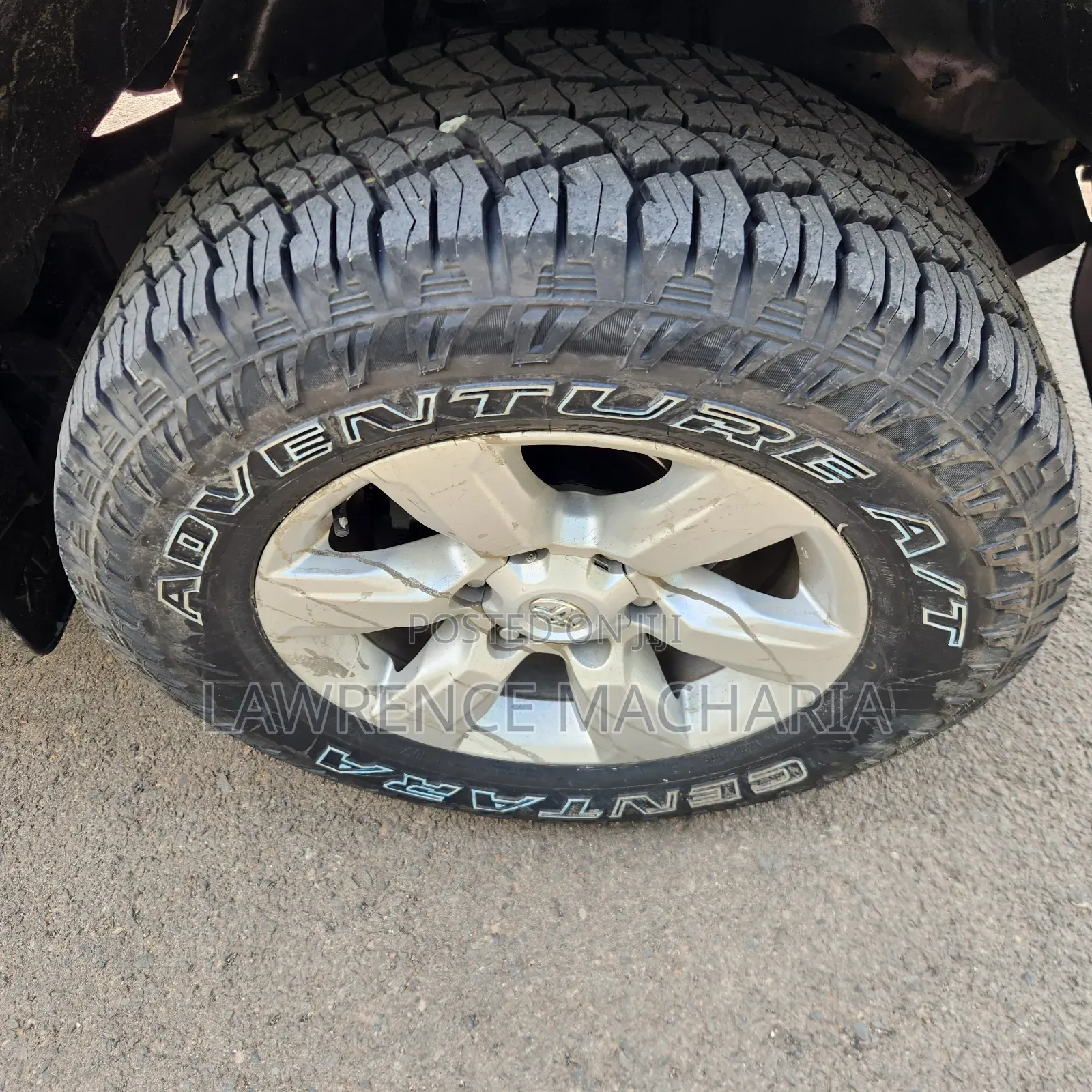 Toyota Hilux 2021 Gray