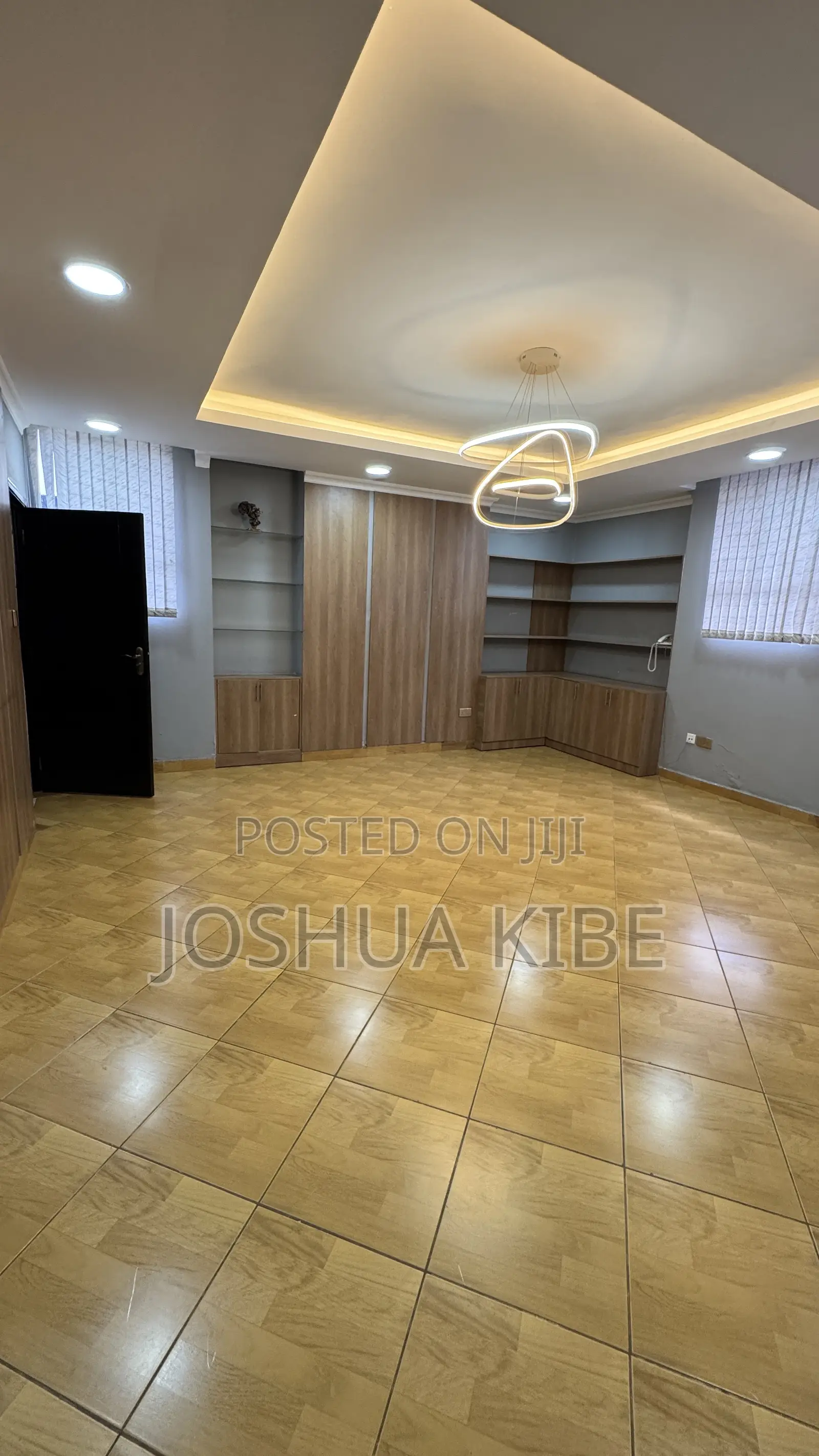 Prime 2.5-Acre Commercial Property in Baba Dogo Offices