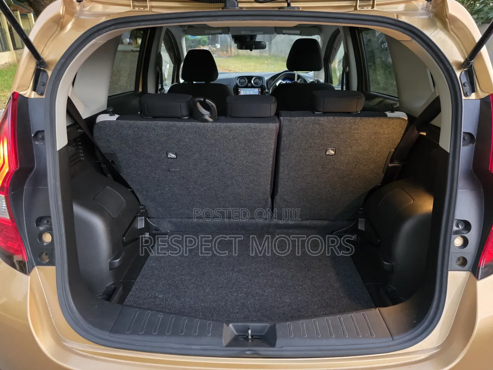 Nissan Note 2018 Gold