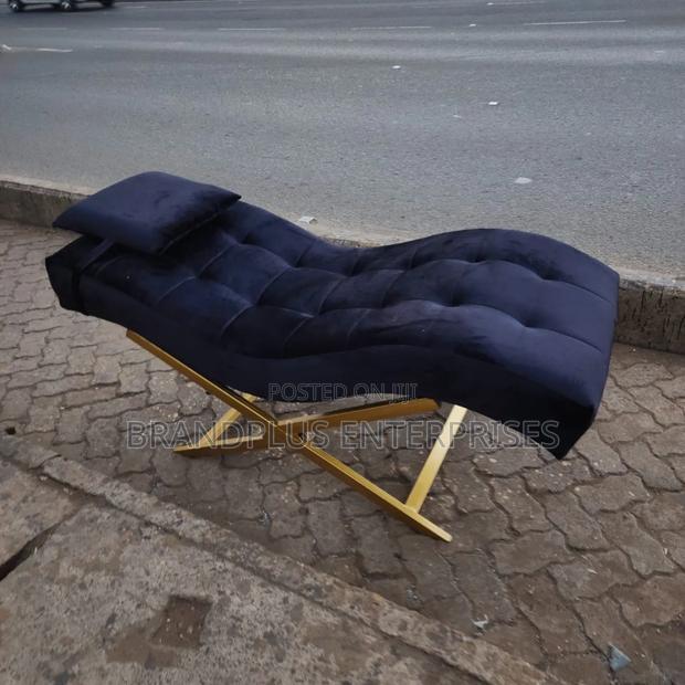 Black Lashes Bed - main view