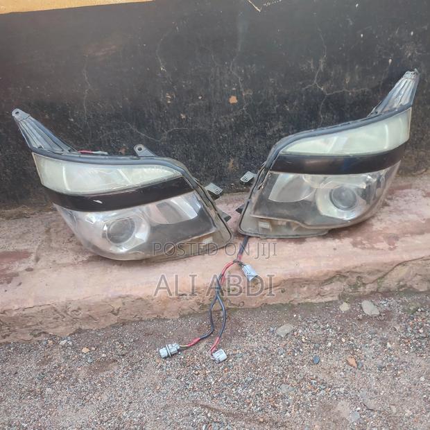 Toyota Voxy 2012 Headlights - thumbnail 2