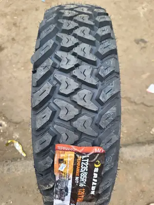 235/85 R16 Sailun Tyres Terramax M/T Mud-Terrain