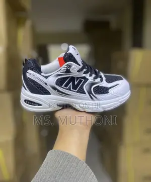 Kids Unisex N.B Black Sizes (31/32/33/34/35/36)