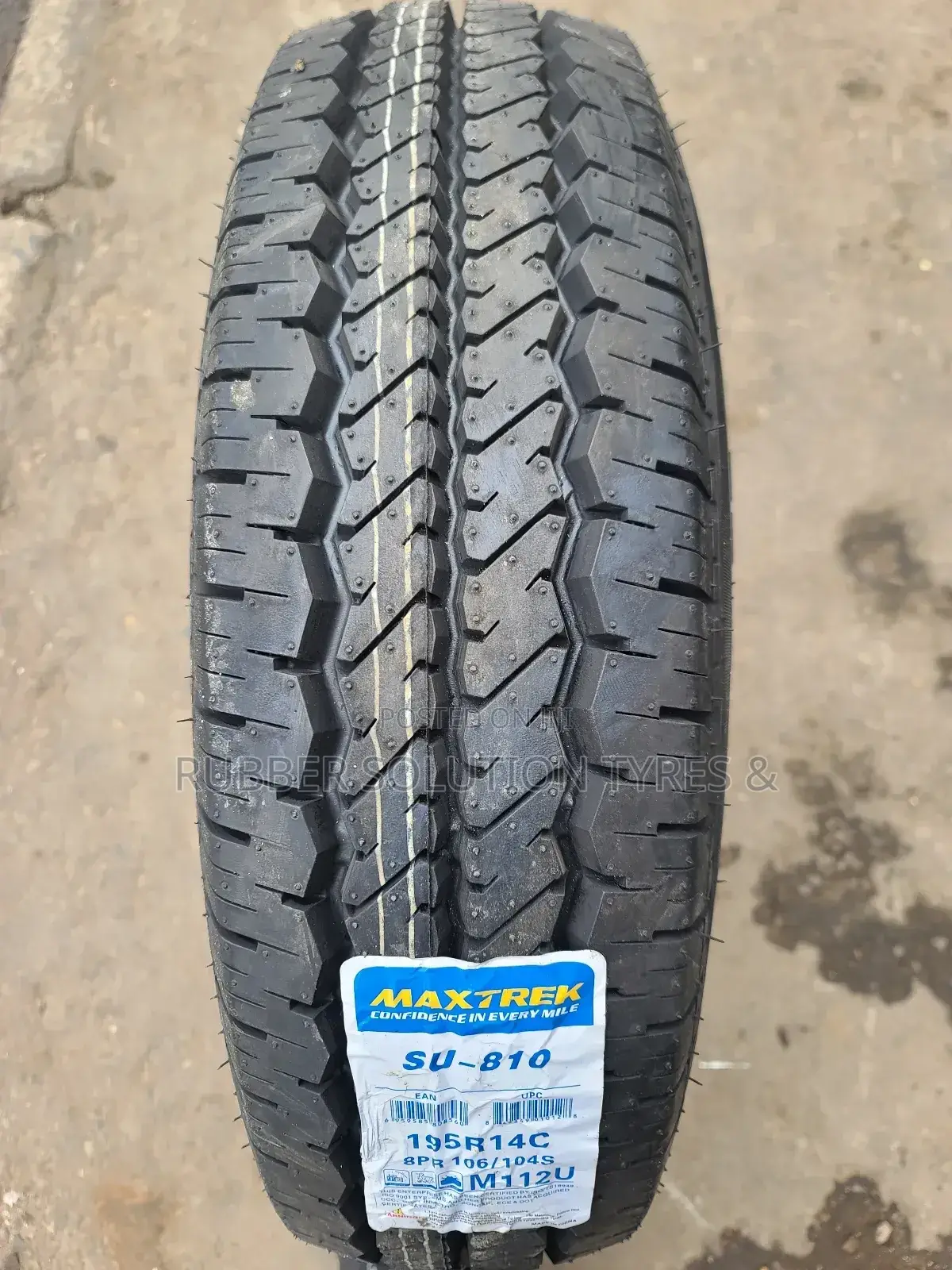 195r14 Maxtrek