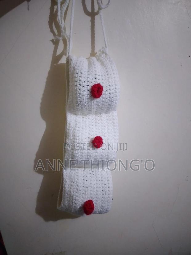 Tissue Holder - thumbnail 3