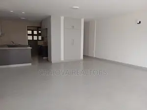 3bdrm Apartment in Muthangari for sale