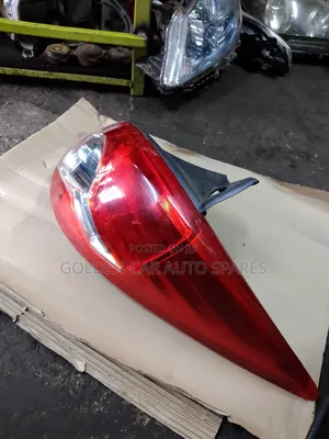 Nissan-Tiida Station Tail Lights