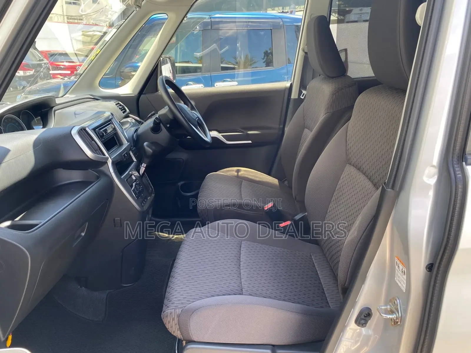 Suzuki Solio 2018 Silver