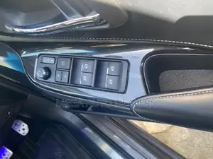 Toyota Harrier 2018