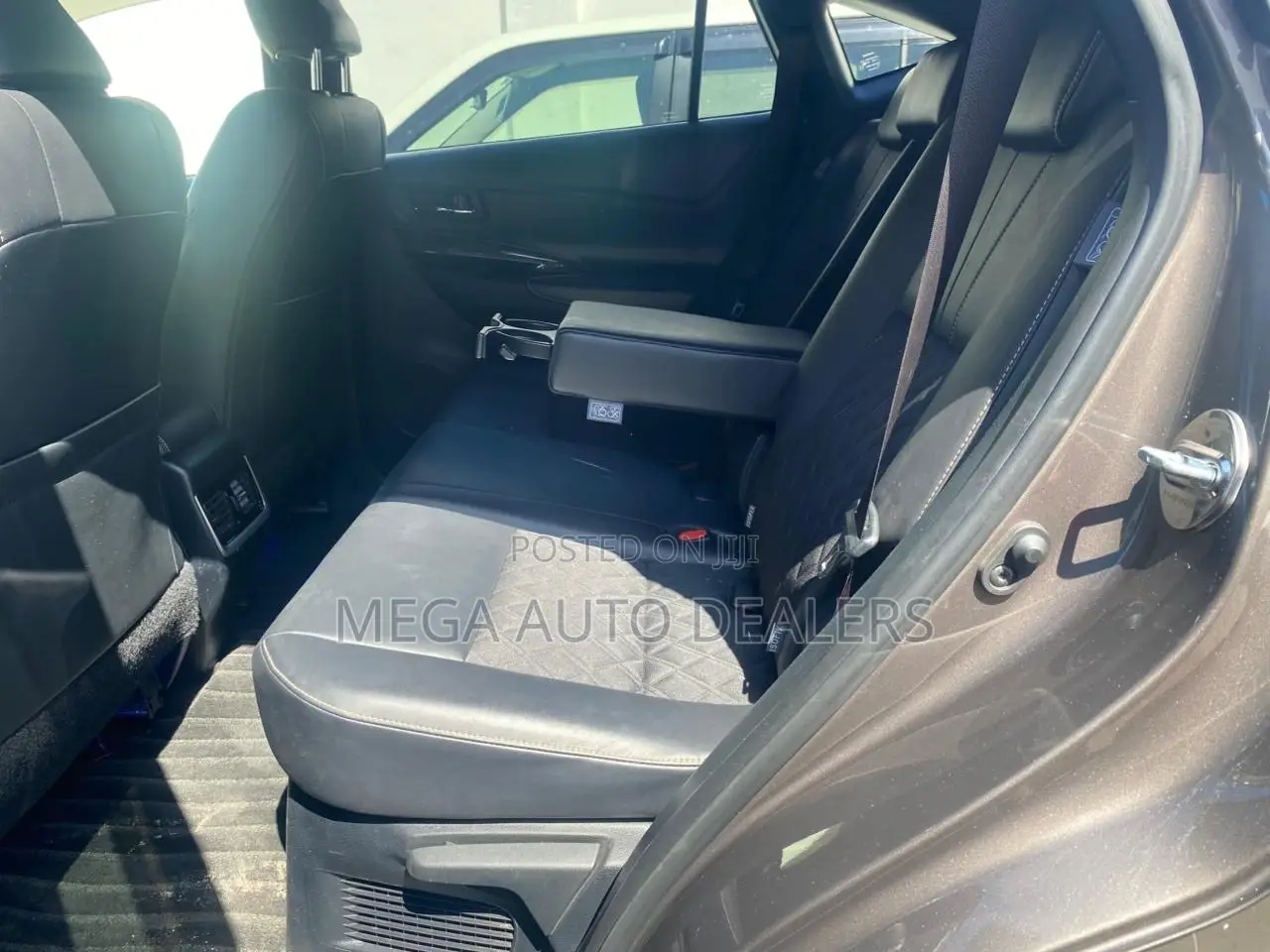 Toyota Harrier 2018