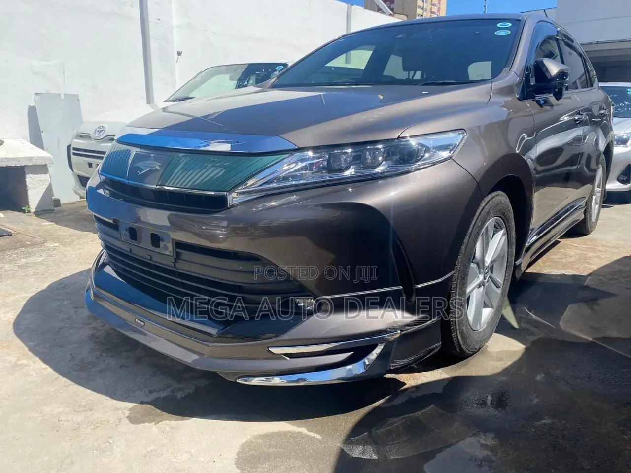 Toyota Harrier 2018