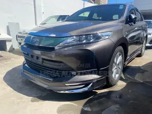 Toyota Harrier 2018