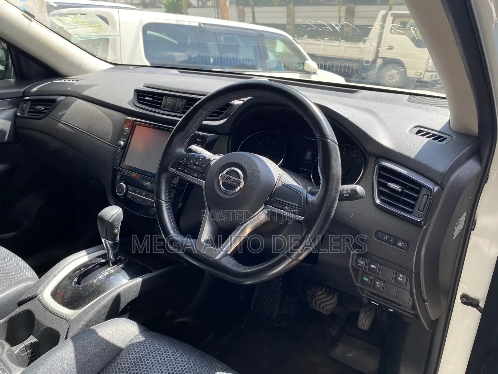 Nissan X-Trail 2018 White