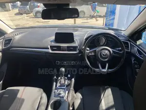 Mazda Axela 2018 Silver