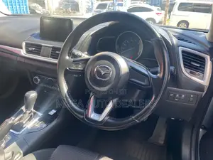 Mazda Axela 2018 Silver