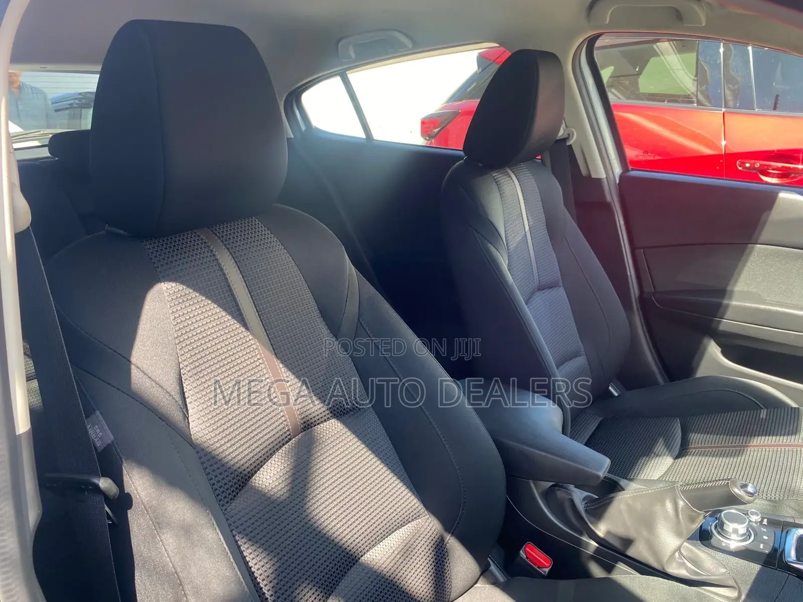 Mazda Axela 2018 Silver