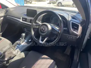 Mazda Axela 2018 Silver