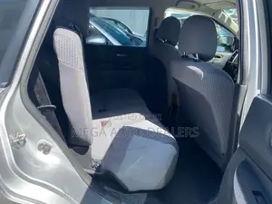 Nissan Wingroad 2018 Silver