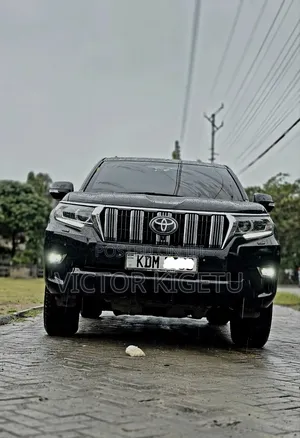 Toyota Land Cruiser Prado 2.8 2018 Black