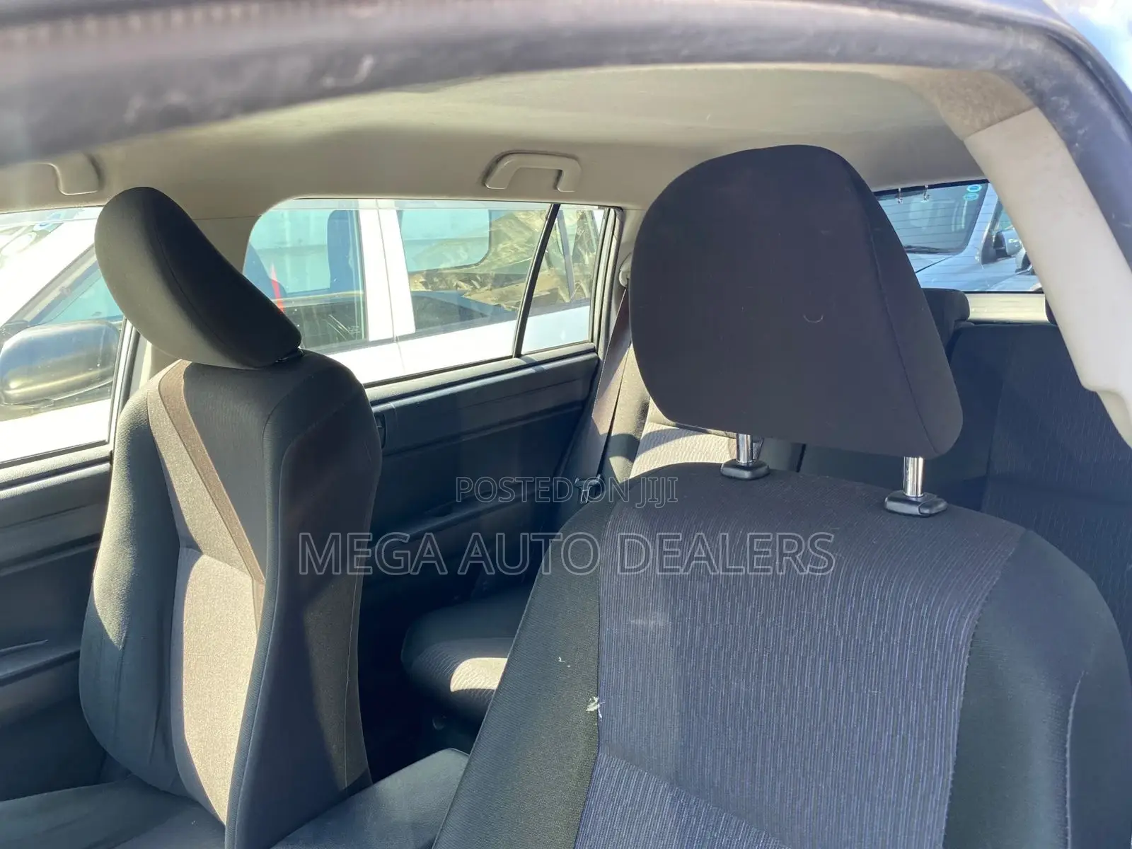 Toyota Corolla Fielder 2018 Silver