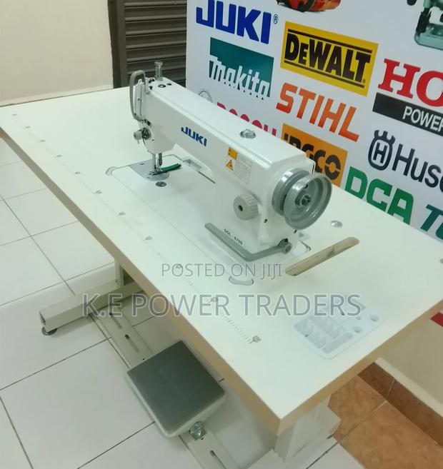 Juki Ddl-8700 Sewing Machine - main view