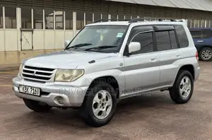 Mitsubishi Pajero IO 2003 White