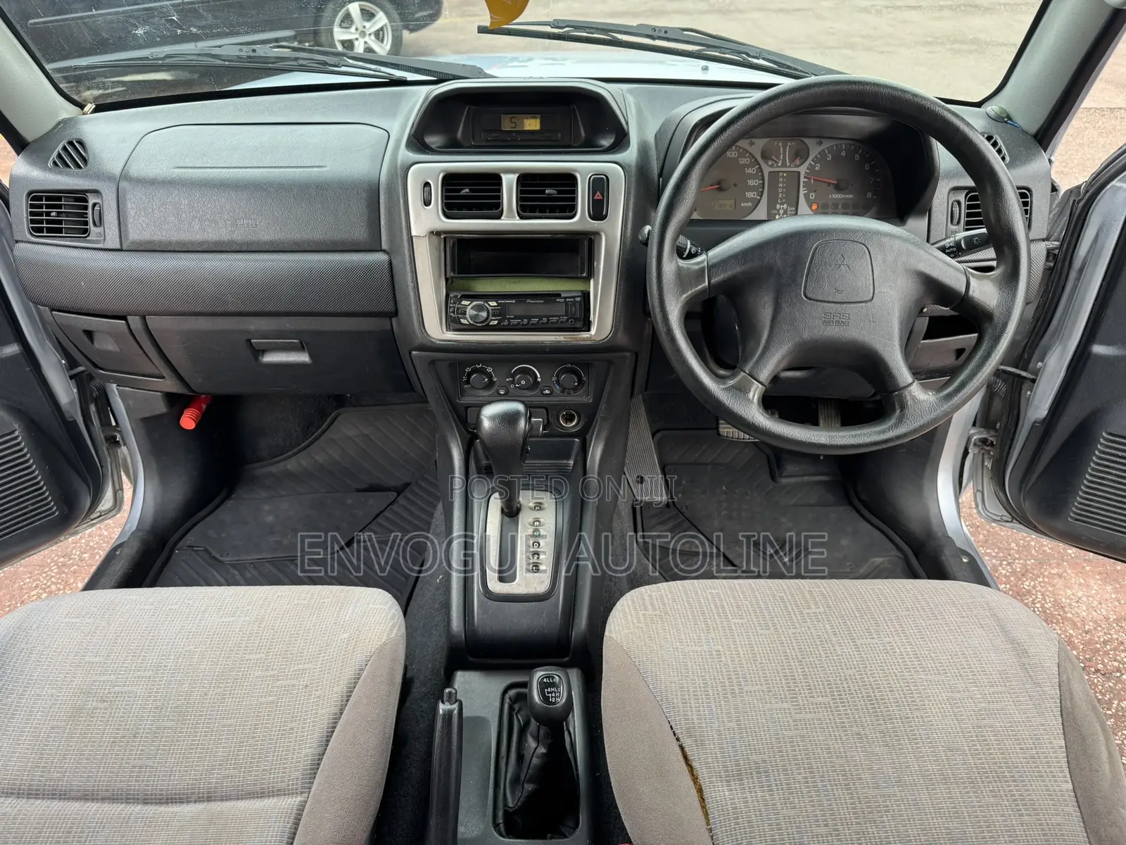Mitsubishi Pajero IO 2003 White
