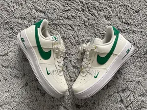 Quality Swoosh Green / Brown Sizes (39/40/41/42/43/44/45)