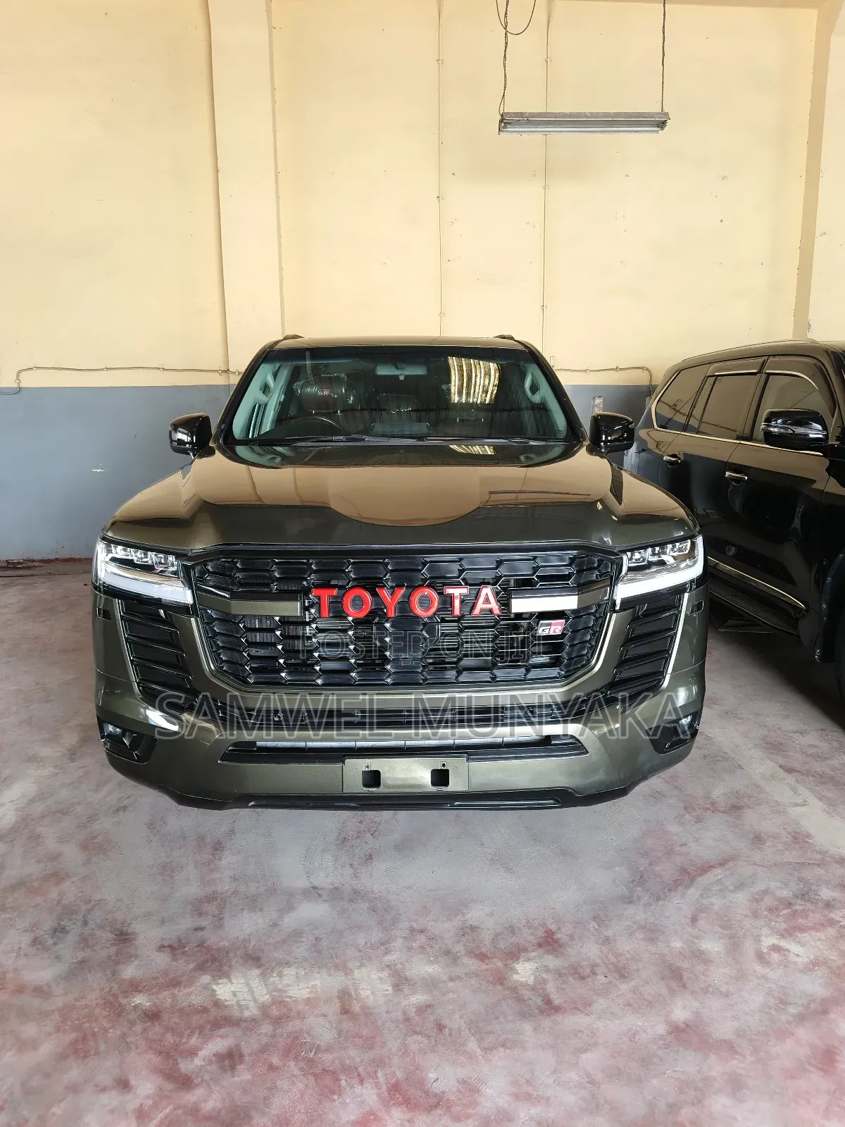 Toyota Land Cruiser LC300 2022 Green