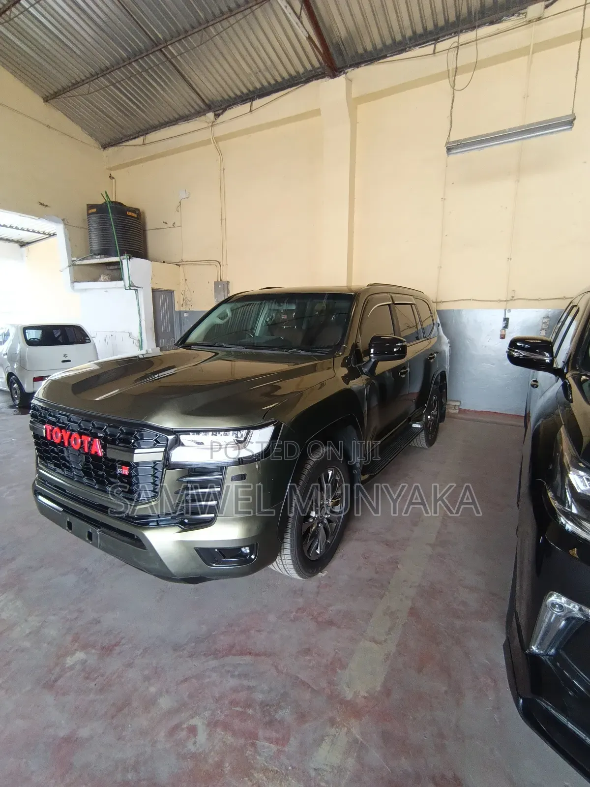 Toyota Land Cruiser LC300 2022 Green
