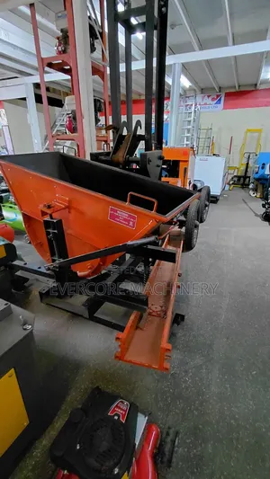 Esquire Indian Diesel Concrete Crane/Hoist With Buckets 30m Stand.