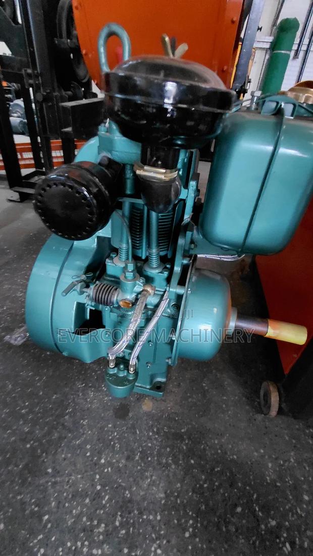 Kirloskar 6.5hp Concrete Mixer Engine Manual Start. - main view