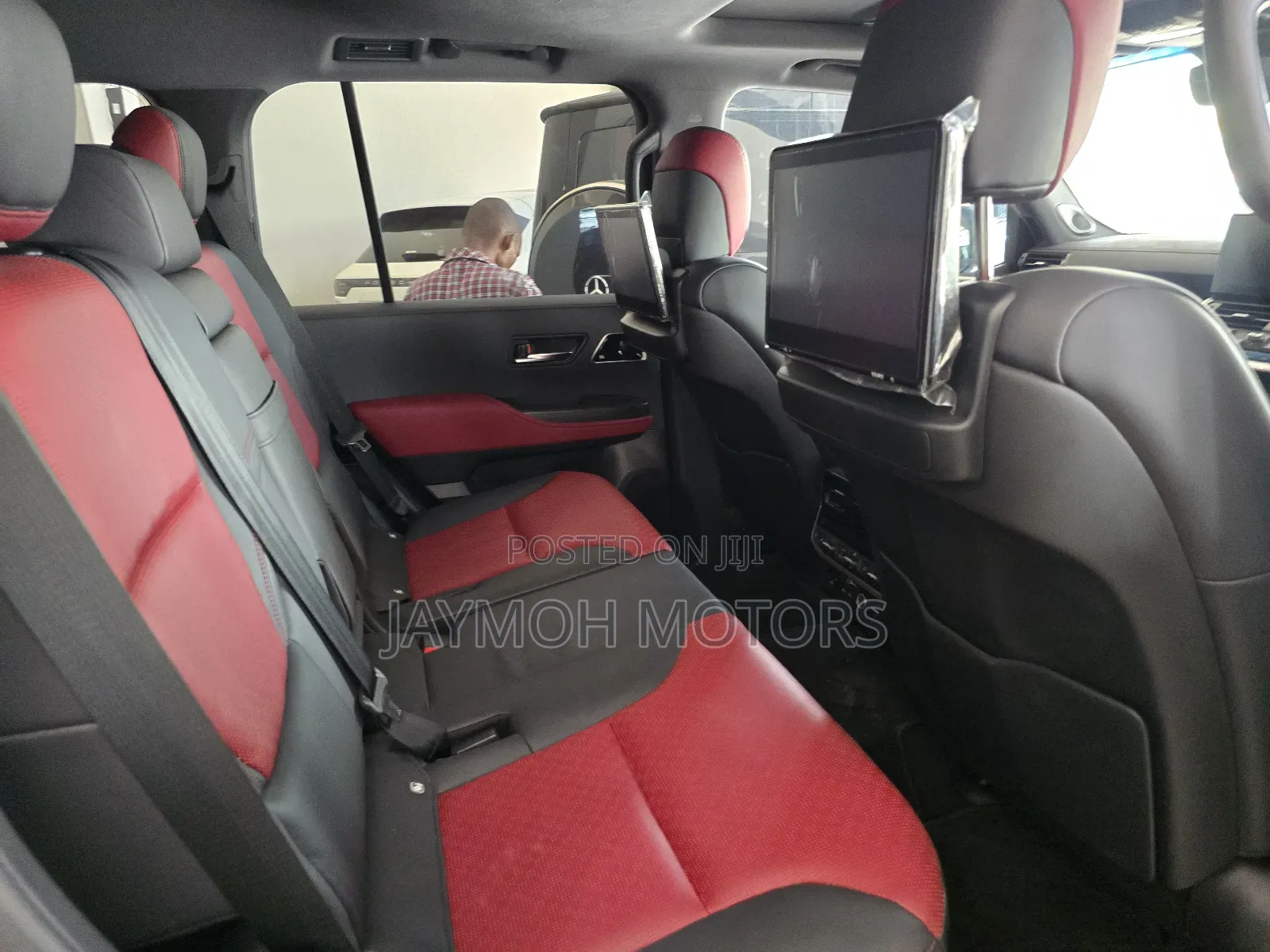 Toyota Land Cruiser 2023 Pearl
