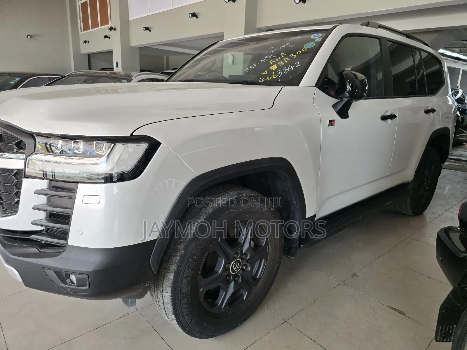 Toyota Land Cruiser 2023 Pearl