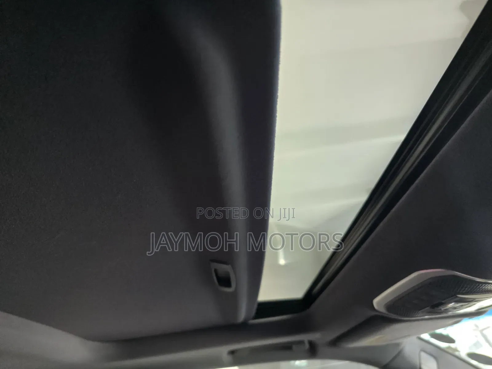 Toyota Land Cruiser 2023 Pearl