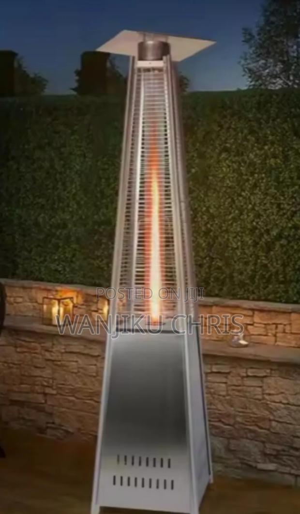 Pyramid Patio Free-standing Heater/Gas-fueled Outdoor Heater