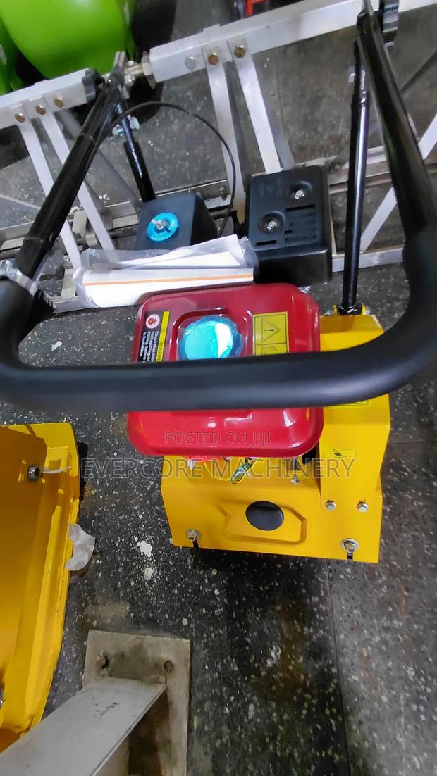 Aico Japan 80kg Plate Compactor 8hp Petrol Engine. - thumbnail 4