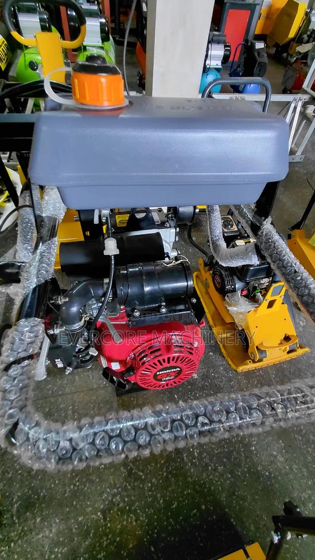 Kangaroo/Tamping Rammer Honda Engine 5.5hp. - thumbnail 5