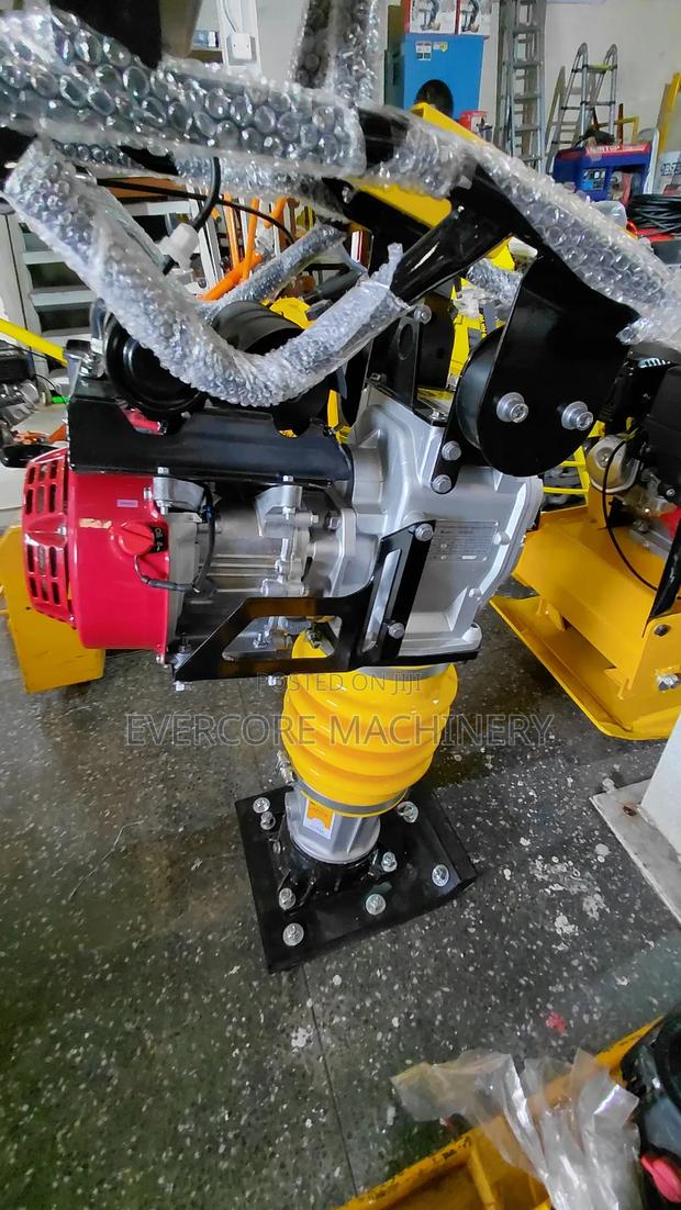 Kangaroo/Tamping Rammer Honda Engine 5.5hp. - thumbnail 6