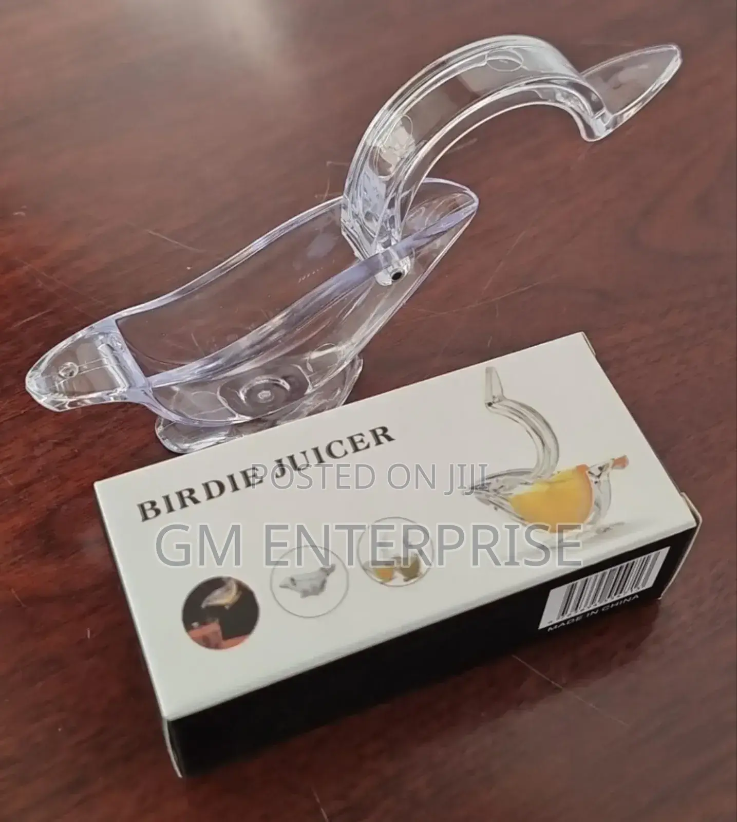*Clear Acrylic Mini Birdie Juicer
