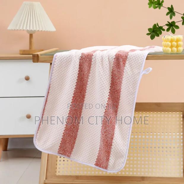 Quality Plush Microfibre Hand/Kitchen Towels - thumbnail 3