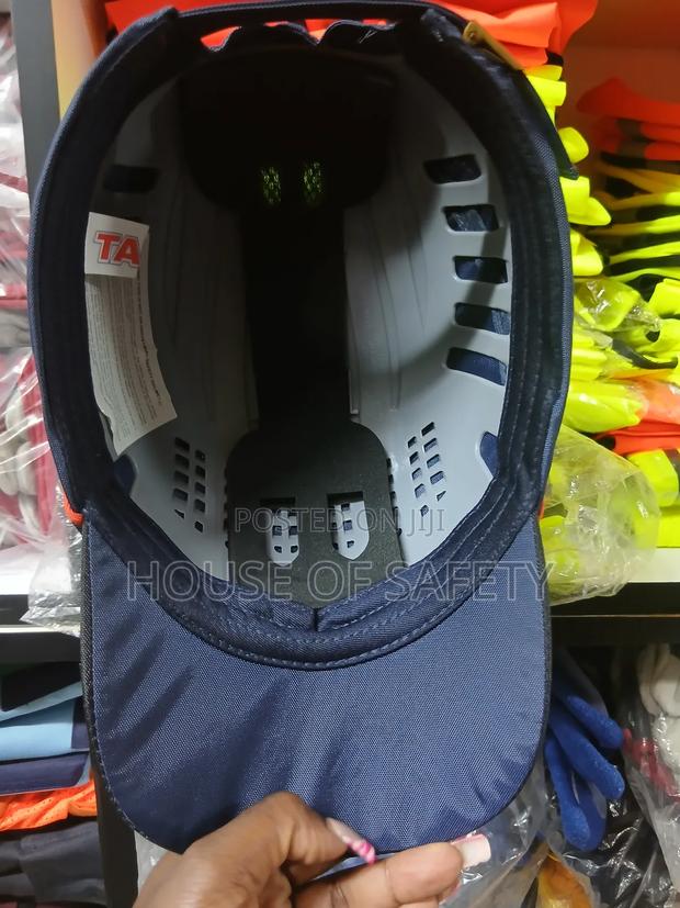 Blue Bump Cap With Piping - thumbnail 2