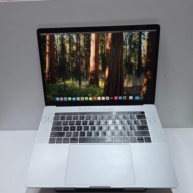 Laptop Apple MacBook Pro 2019 16GB Intel Core I9 SSD 1T - main view