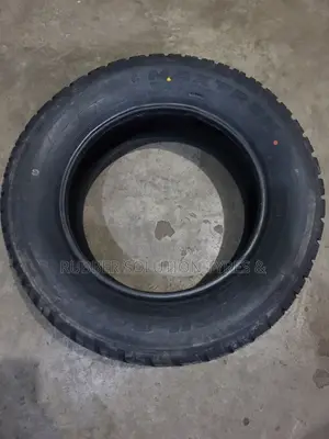265/60r18 Maxtrek Tires A/T 110h