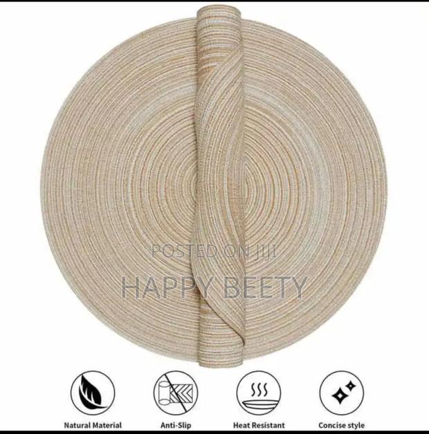 High-Quality,Thick Ramie Woven Table Mats - thumbnail 3