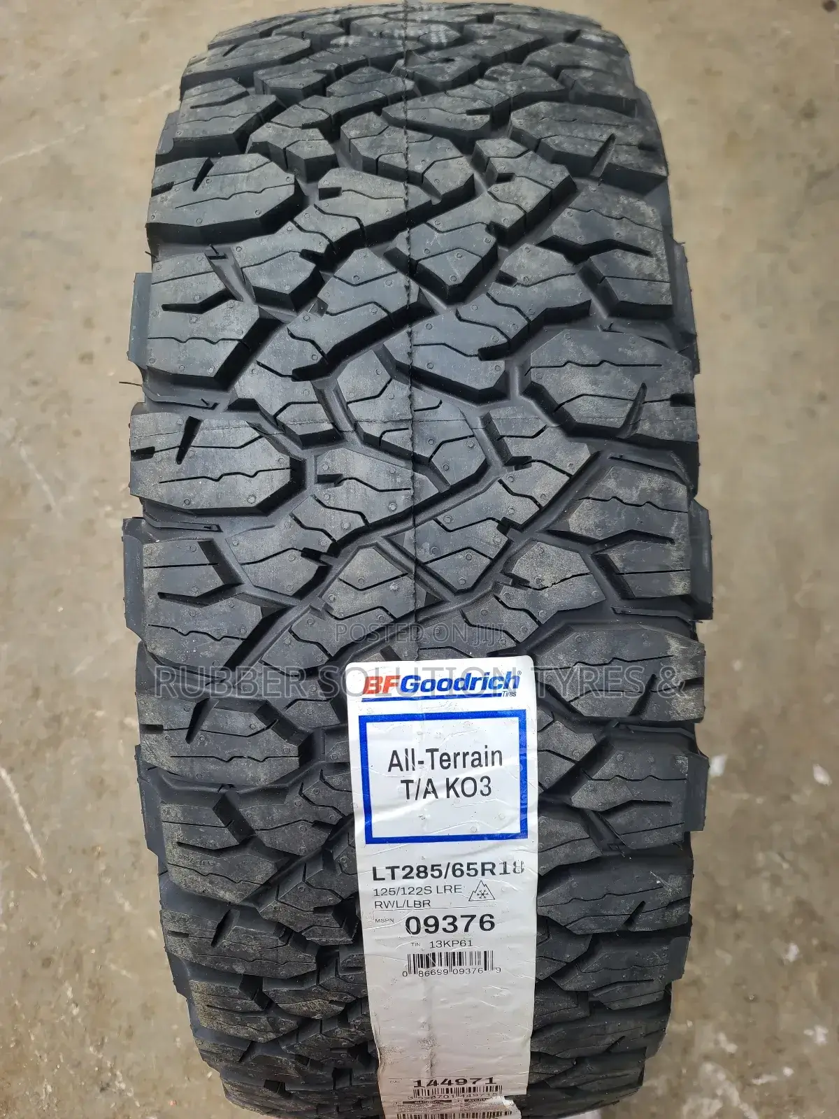 285/65r18 Bf Goodrich Tyres a/T All-Terrain