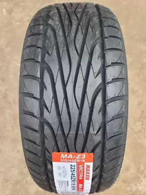225 /45 R18 Maxxis Tyres 95w Victra Ma-Z3 Made in Thailand