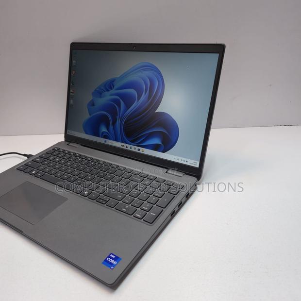 Laptop Dell Latitude 3550 16GB Intel Core I7 SSD 512GB - thumbnail 4