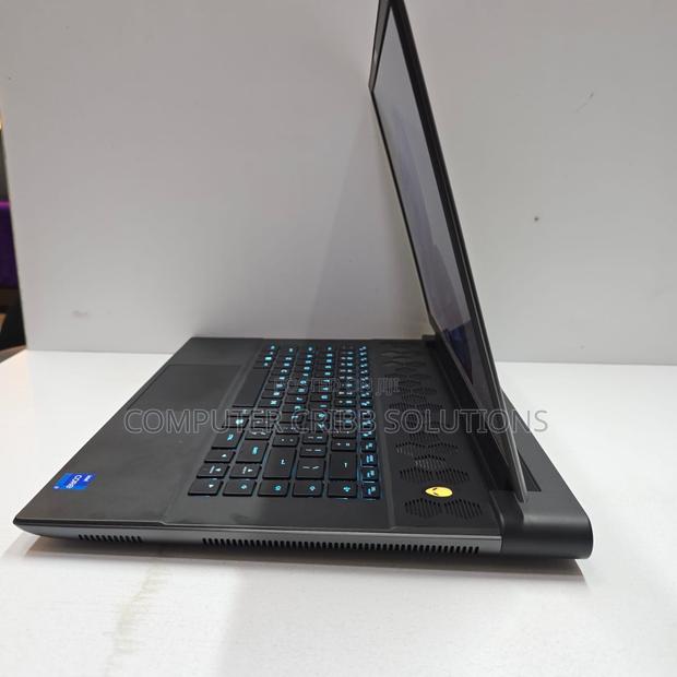 Laptop Dell Alienware M16 R1 32GB Intel Core I9 SSD 1T - thumbnail 3